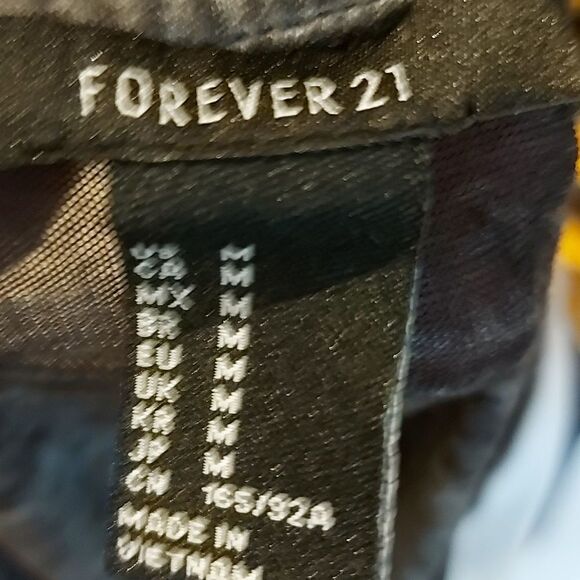 Forever21 grey tee sz. M NWOT - Picture 4 of 5